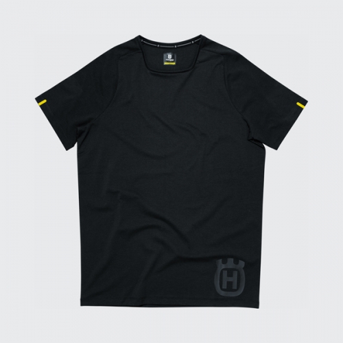 [이월 특가] 허스크바나 프로그레스 티셔츠 블랙 3HS196640X